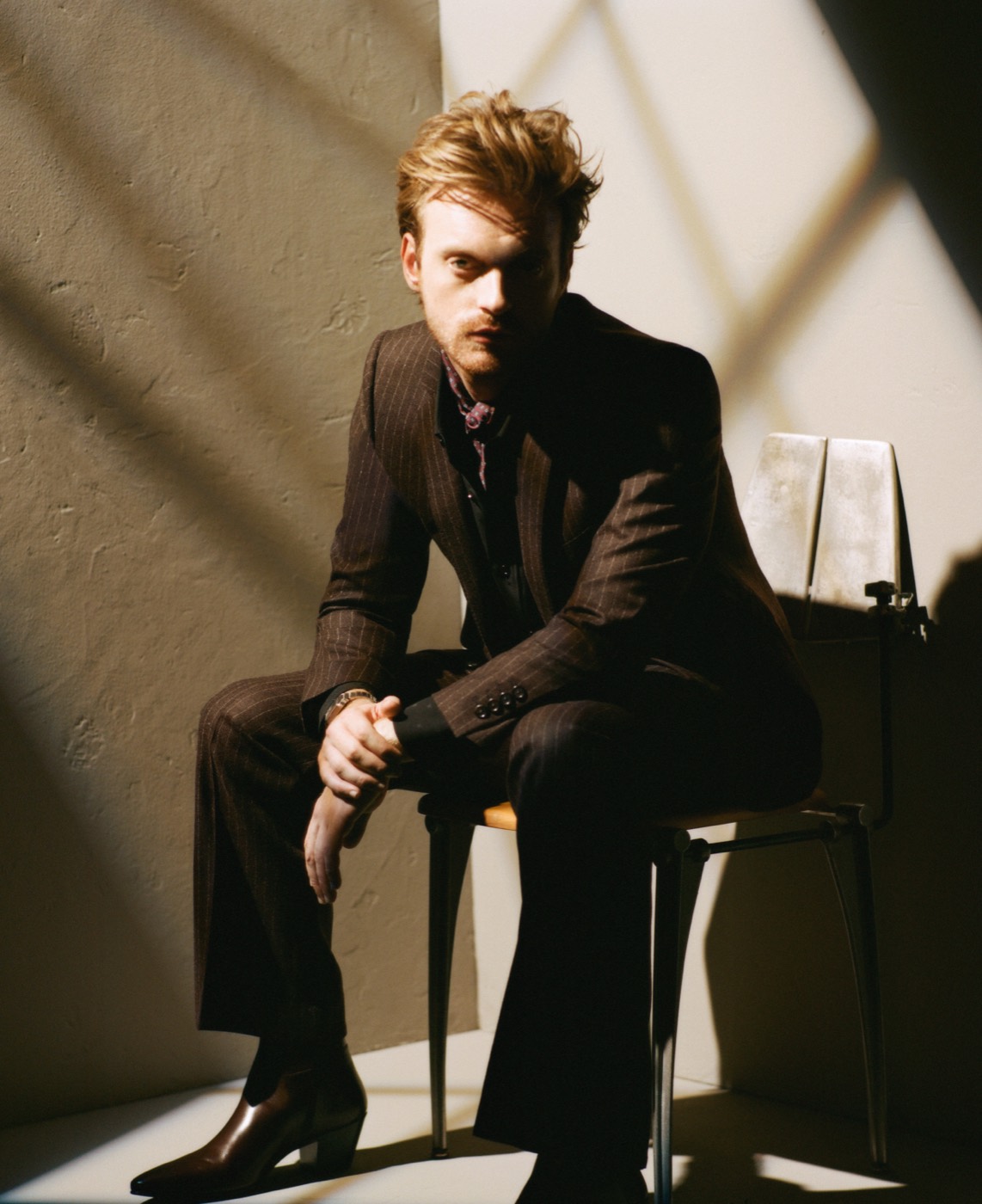 Finneas – 3